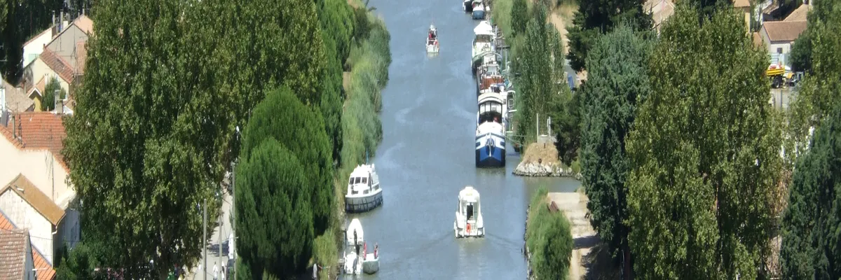 image-installation-carport-solaire-aigues-mortes.webp Image Installation carport solaire Aigues-Mortes