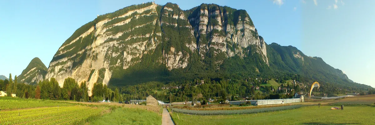 image-installation-carport-solaire-auvergne-rhone-alpes.webp Image Installation carport solaire Auvergne-Rhône-Alpes