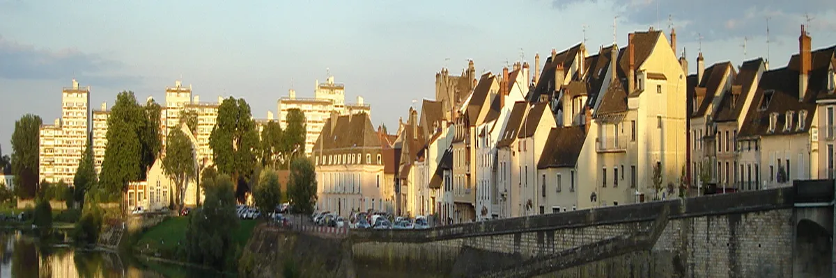 image-installation-carport-solaire-chalon-sur-saone.webp Image Installation carport solaire Chalon-sur-Saône