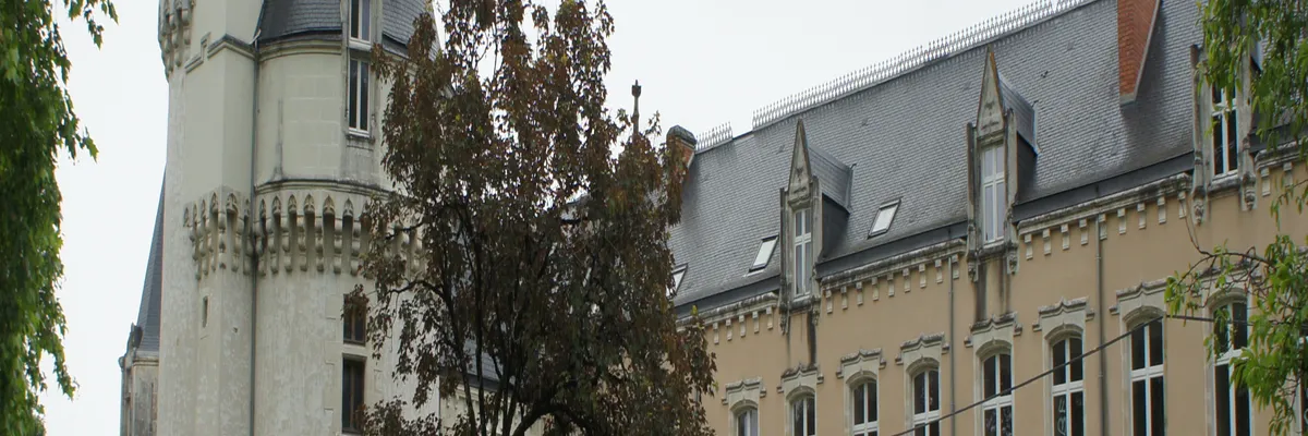 image-installation-carport-solaire-chateauroux.webp Image Installation carport solaire Châteauroux