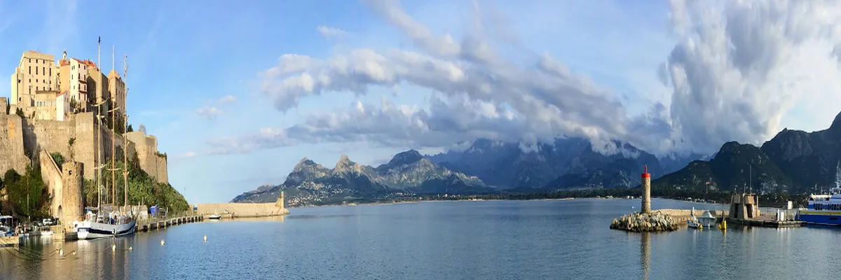 image-installation-carport-solaire-corse.webp Image Installation carport solaire Corse