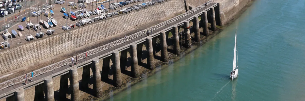 image-installation-carport-solaire-les-sables-d-olonne.webp Image Installation carport solaire Les Sables-d'Olonne