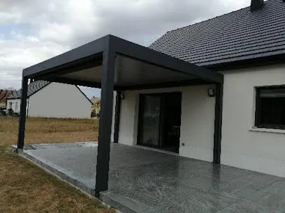 Image de Casa Claustra : véranda, pergola, carport, fenêtres et portes