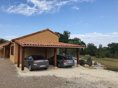 Image de MyBRICO24 - ENTREPRISE DE RÉNOVATION - CARPORT BOIS - Box à chevaux