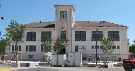 Installation Carport Solaire Installation carport solaire Décines-Charpieu