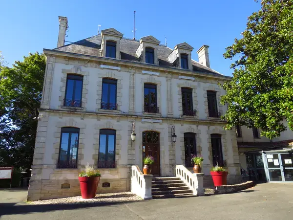 Installation Carport Solaire Installation carport solaire La Crèche