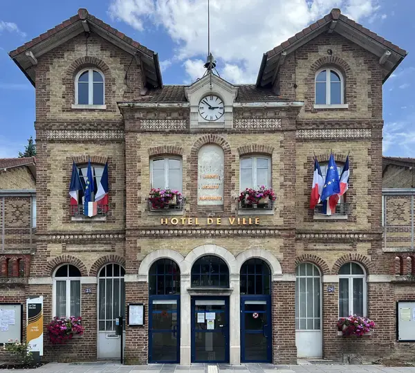 Installation Carport Solaire Installation carport solaire Noisiel
