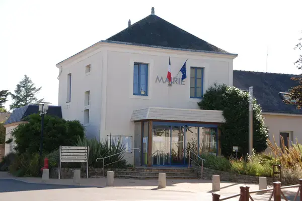 Installation Carport Solaire Installation carport solaire Saint-Lyphard