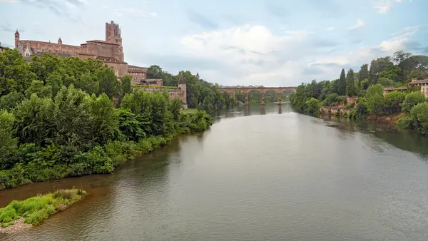 Installation Carport Solaire Installation carport solaire Tarn